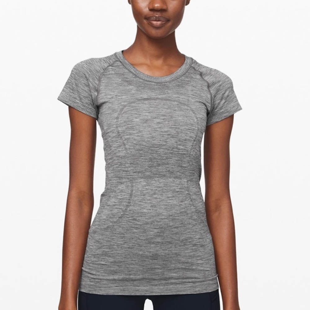 Lululemon Swiftly Tech Short Sleeve Top - Size 8